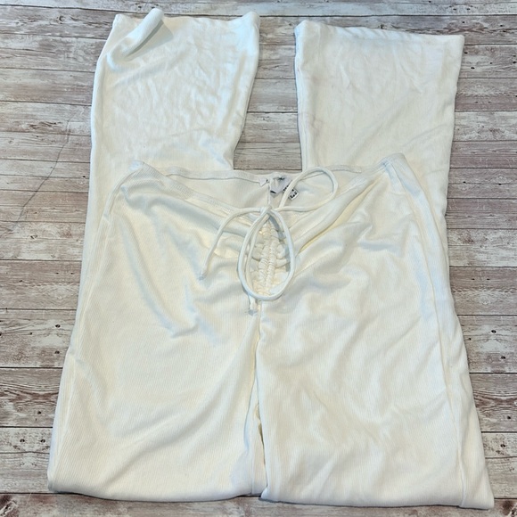 Princess Polly Imogen White Ribbed Ruched Tie Waist Flared Leg Pants - Picture 6 of 12